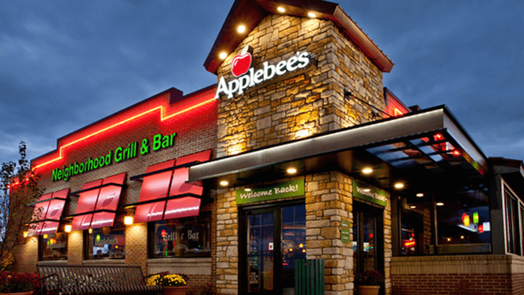 Applebee’s, retail shops under construction at 98th street development